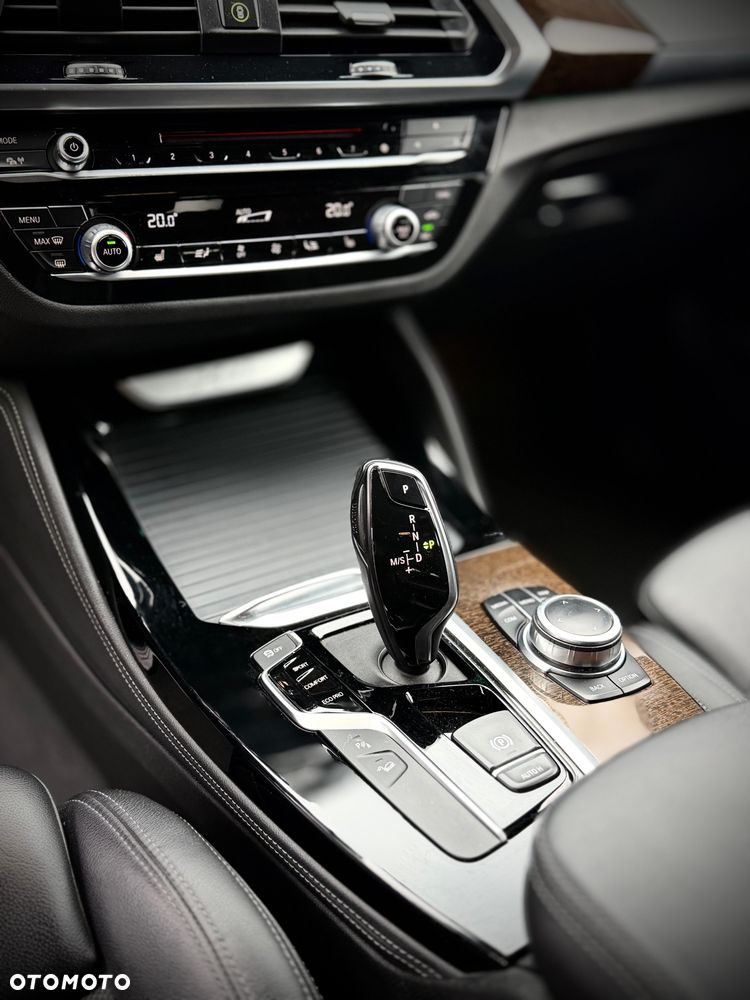 BMW X4 - 15