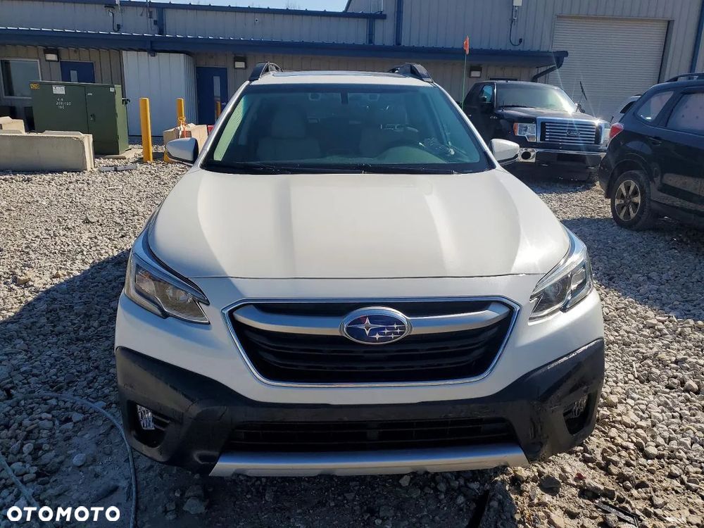Subaru Outback 2.5i Exclusive - 5