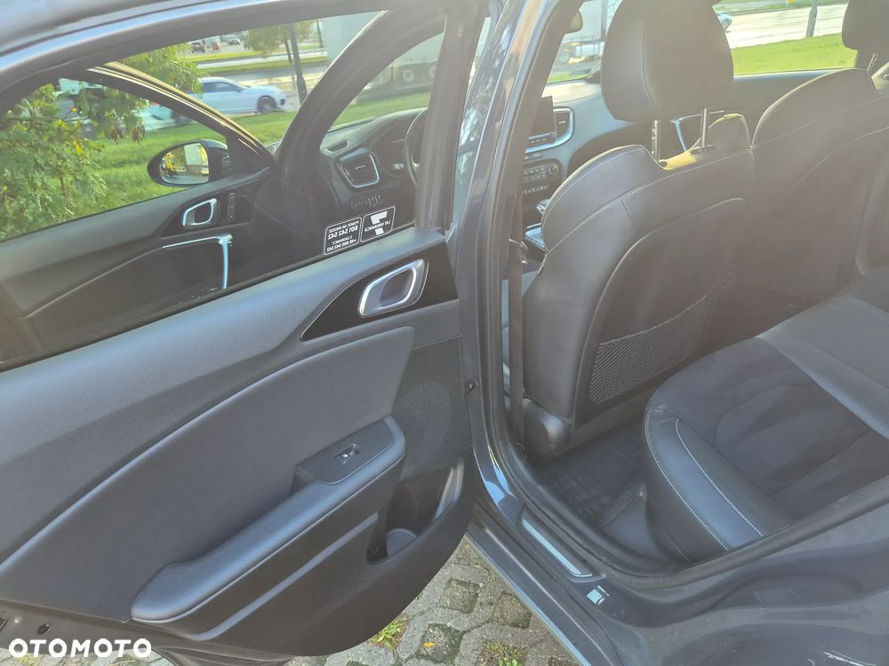 Kia Xceed 2021 photo 4