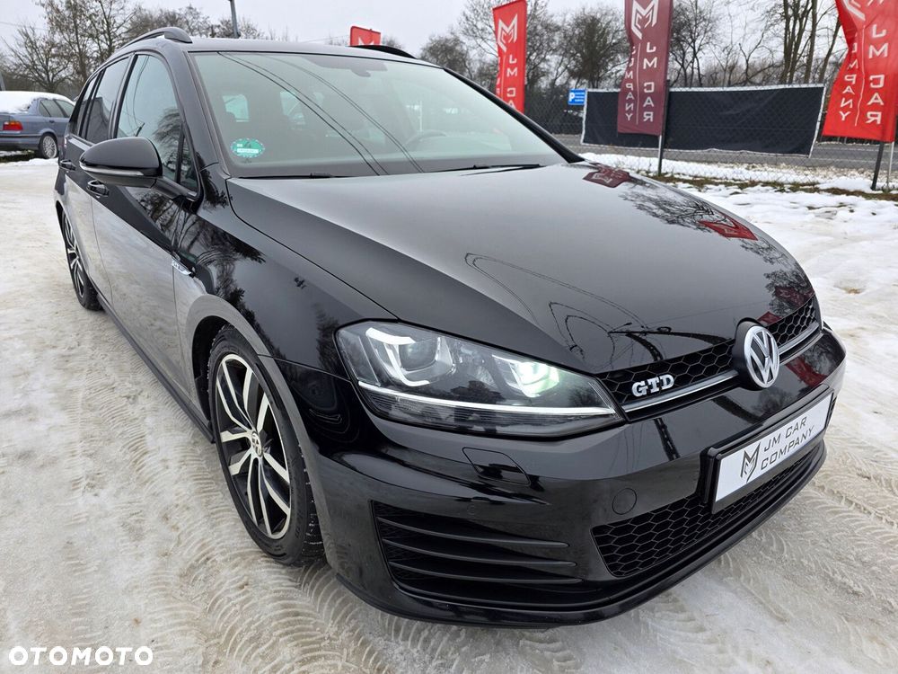 Volkswagen Golf - 18