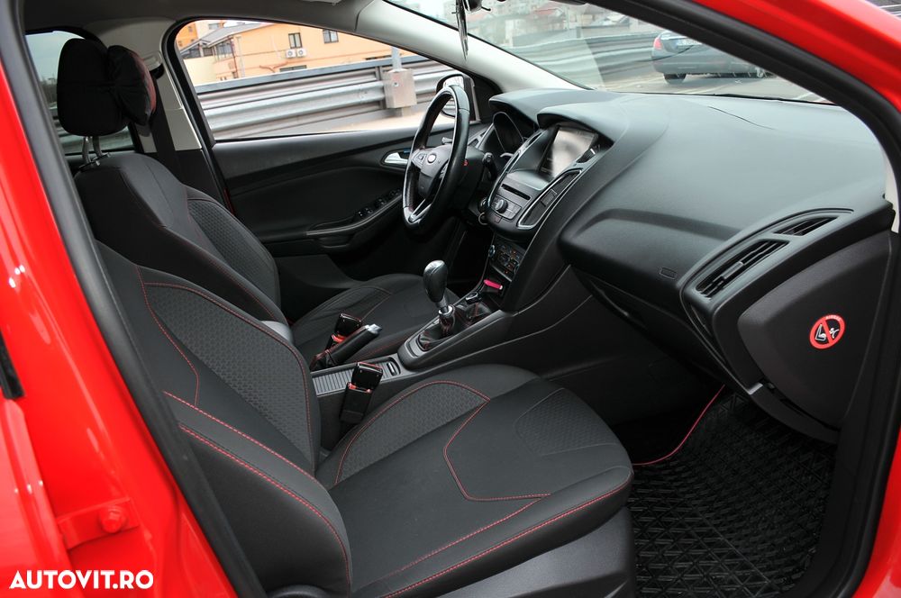 Ford Focus 2.0 TDCI ST-Line - 25