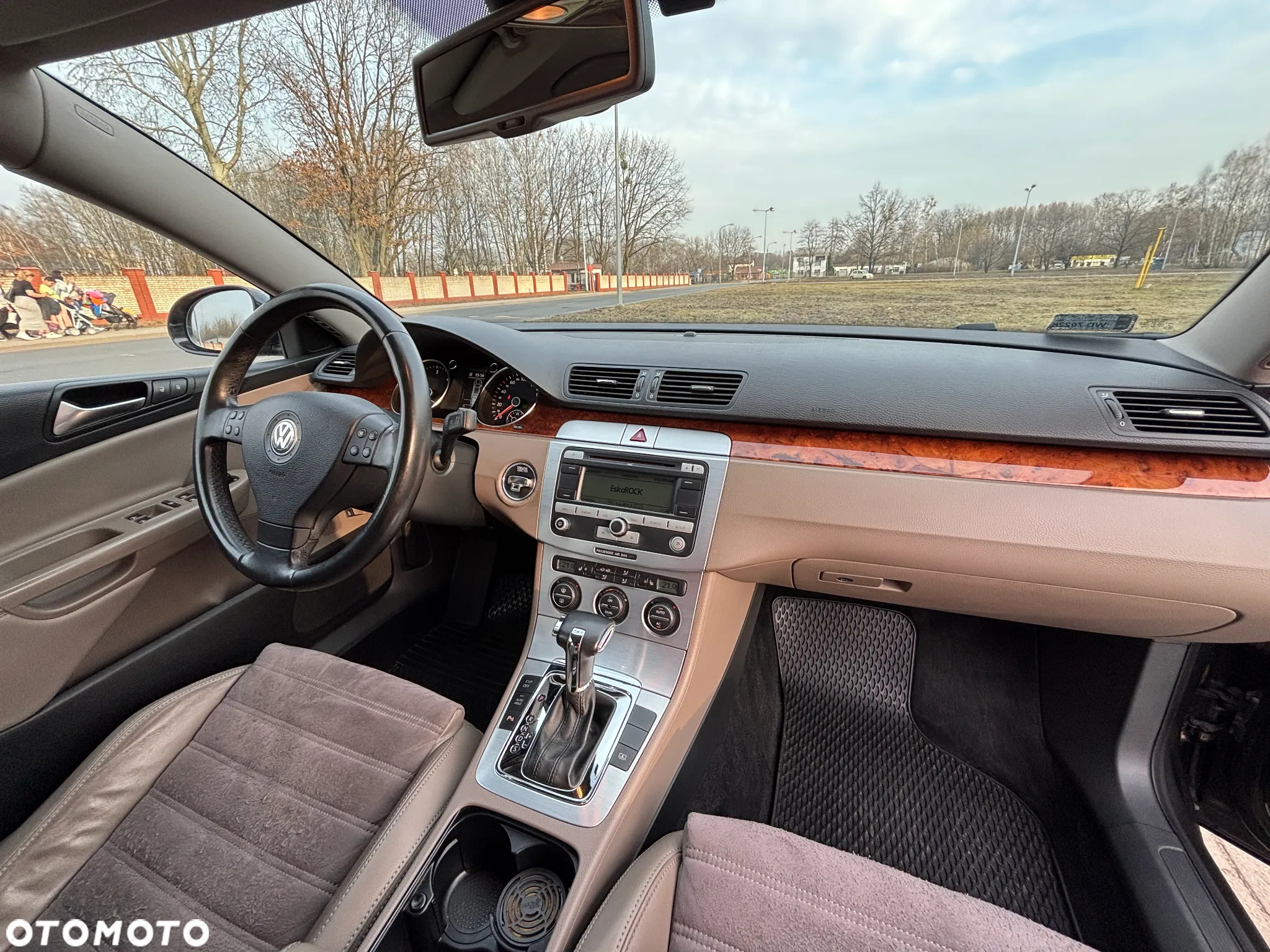 Volkswagen Passat 2.0 TDI DPF Highline DSG - 23