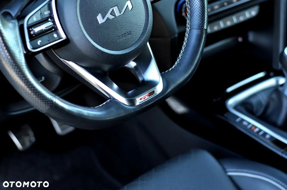 Kia Ceed 1.5 T-GDI GT-Line - 36