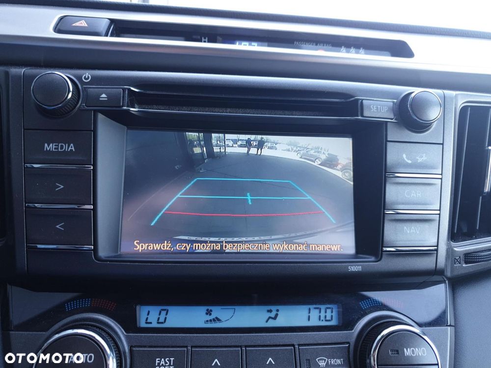 Toyota RAV4 2.0 D-4D Premium - 20