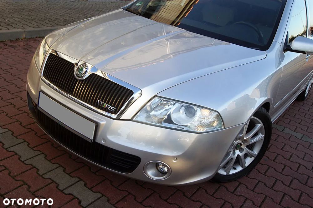 Skoda Octavia 2.0 TFSI RS - 17