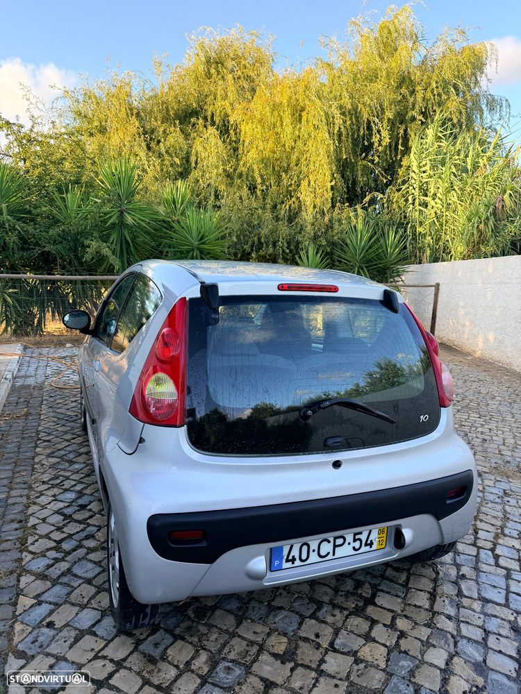 Peugeot 107 1.0 Urban - 3