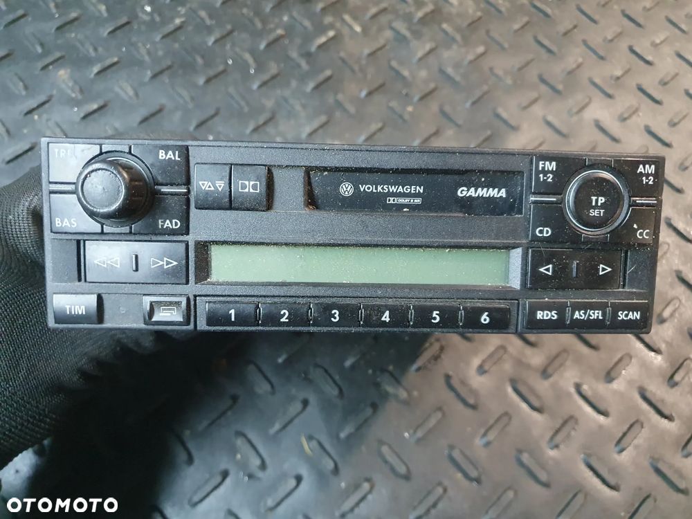 RADIOODTWARZACZ GAMMA 1J0035186E VW SHARAN I T5 PASSAT GOLF + KOD - 1
