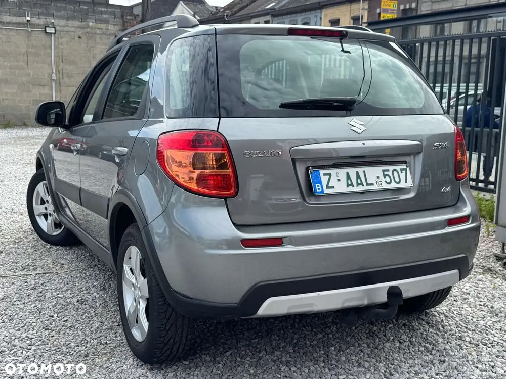 Suzuki SX4 1.6 VVT 4x4 Style - 3