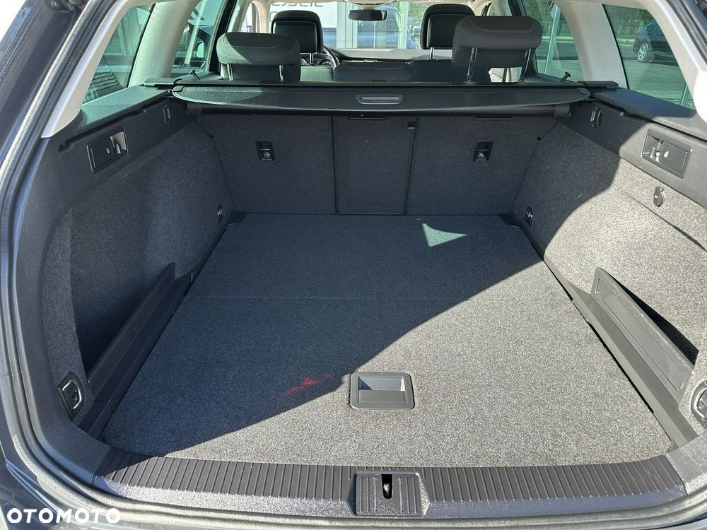 Volkswagen Passat Variant 2.0 TDI BMT Comfortline DSG - 36
