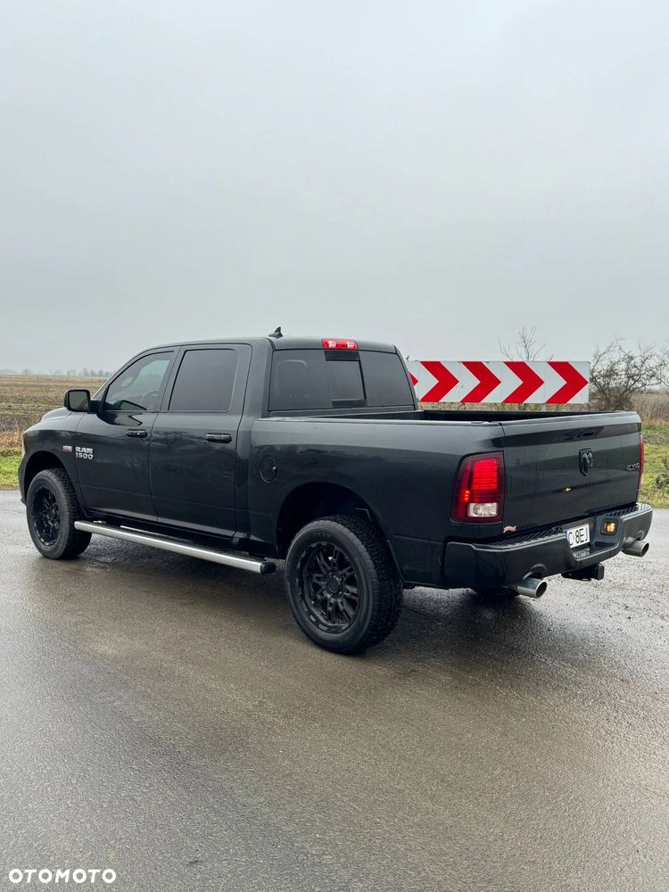 RAM 1500 Crew Cab Sport - 5