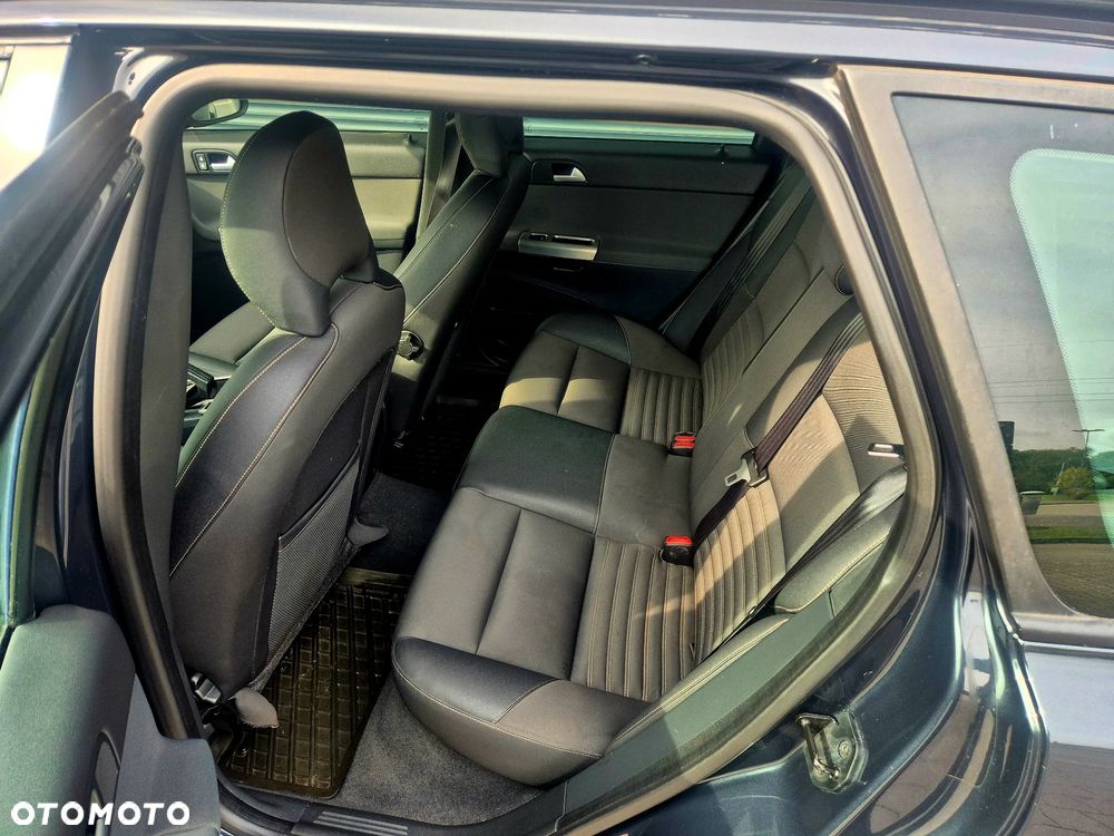 Volvo V50 - 9