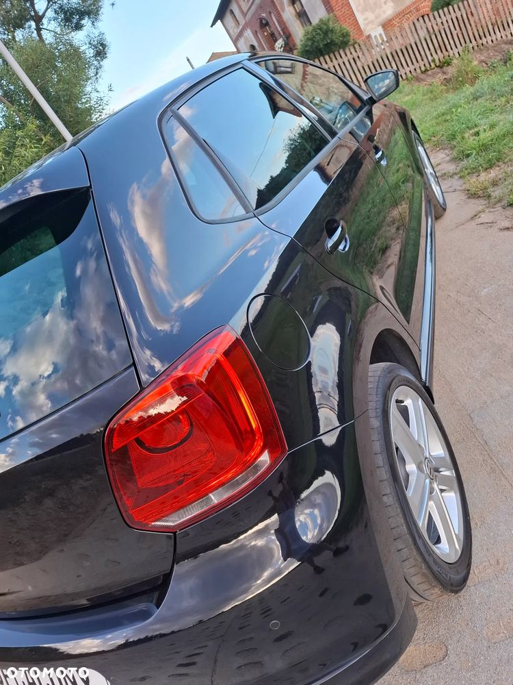 Volkswagen Polo - 8