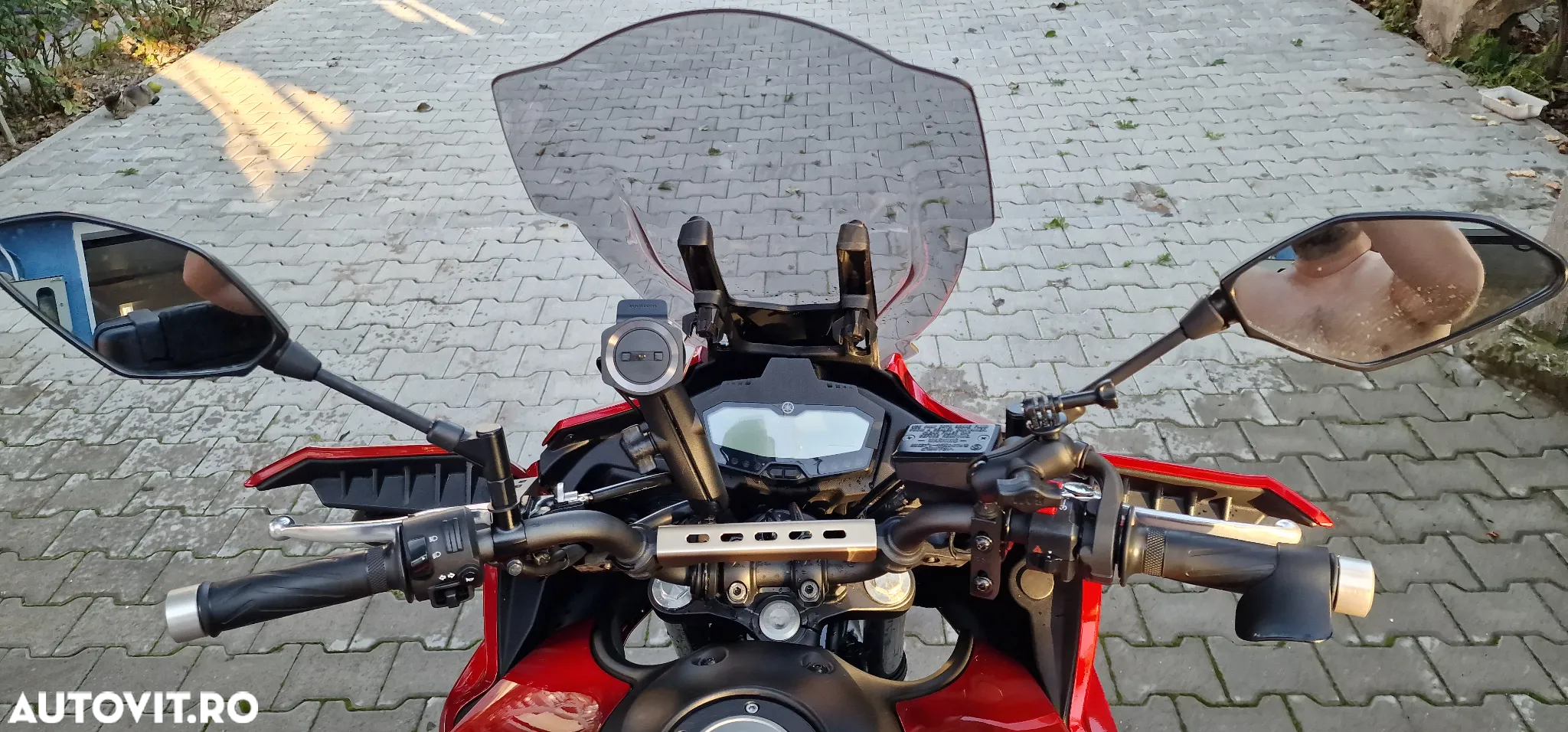 Yamaha MT-07 Tracer 700 - 2
