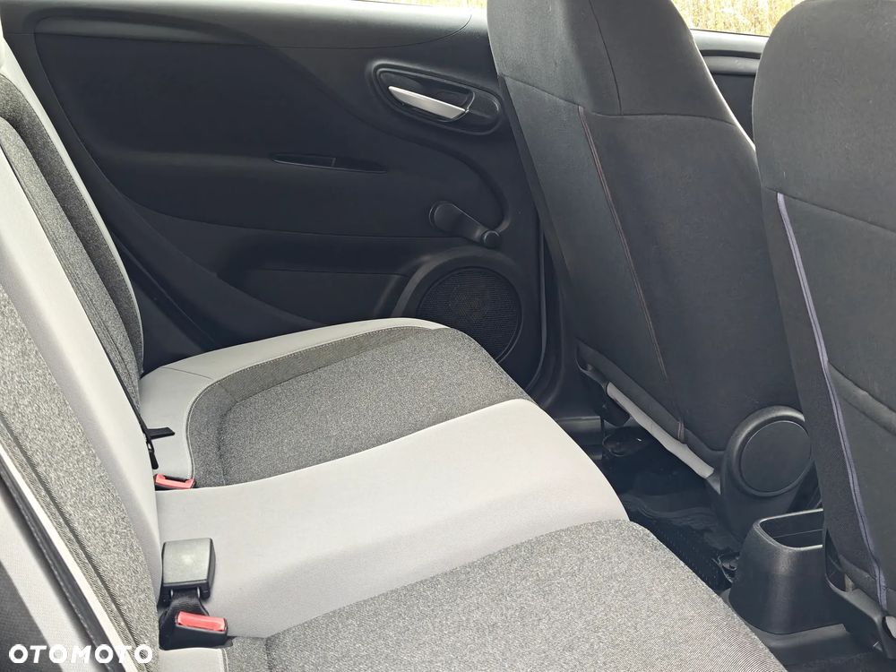 Fiat Punto 1.4 Easy S&S - 26