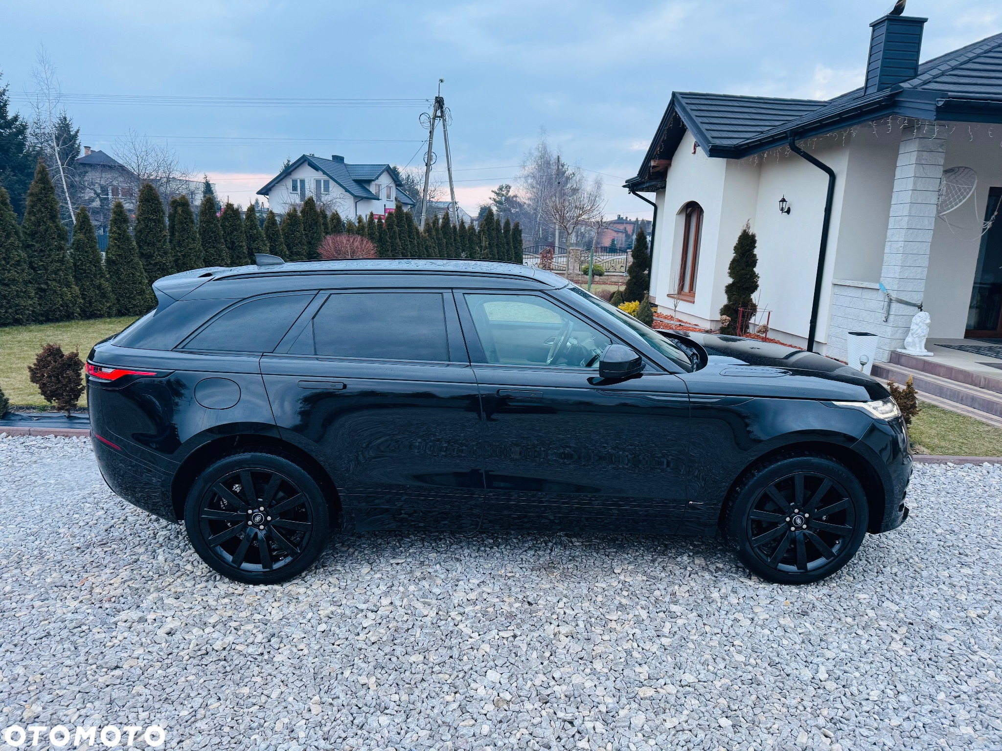 Land Rover Range Rover Velar 2.0d R-Dynamic HSE - 3