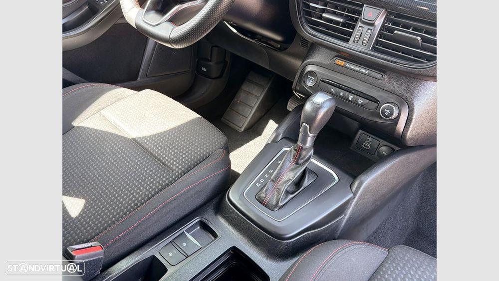 Ford Focus 1.0 EcoBoost MHEV ST-Line Aut. — fotografia 20