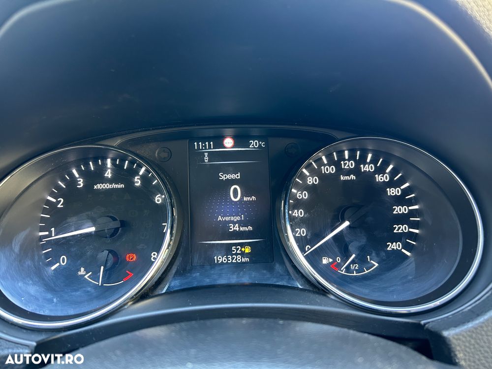 Nissan Qashqai - 12