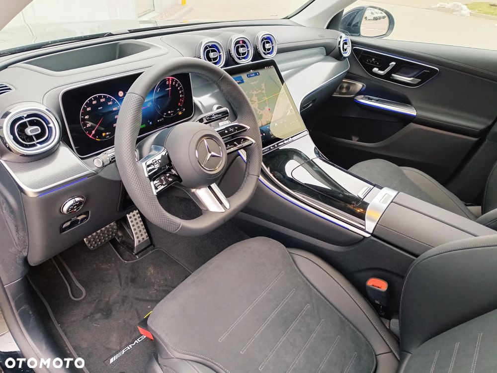 Mercedes-Benz GLC - 4