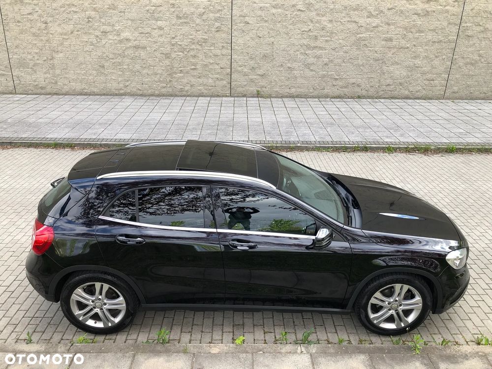 Mercedes-Benz GLA 200 Activity Edition - 25