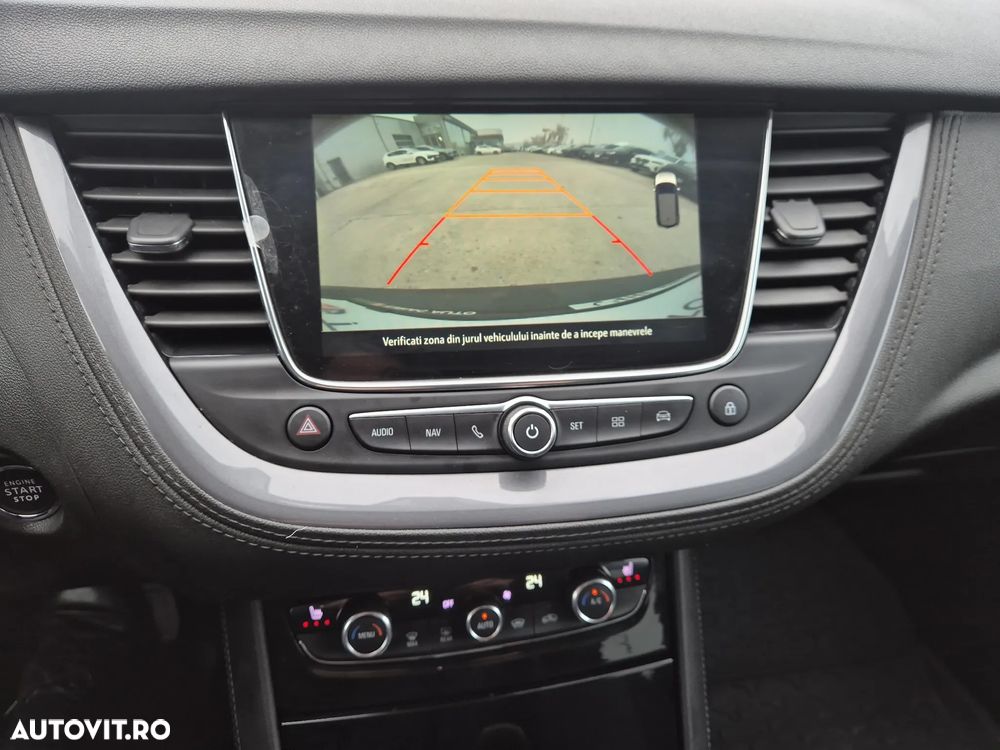 Opel Grandland X 1.6 Turbo START/STOP Aut. Ultimate - 16