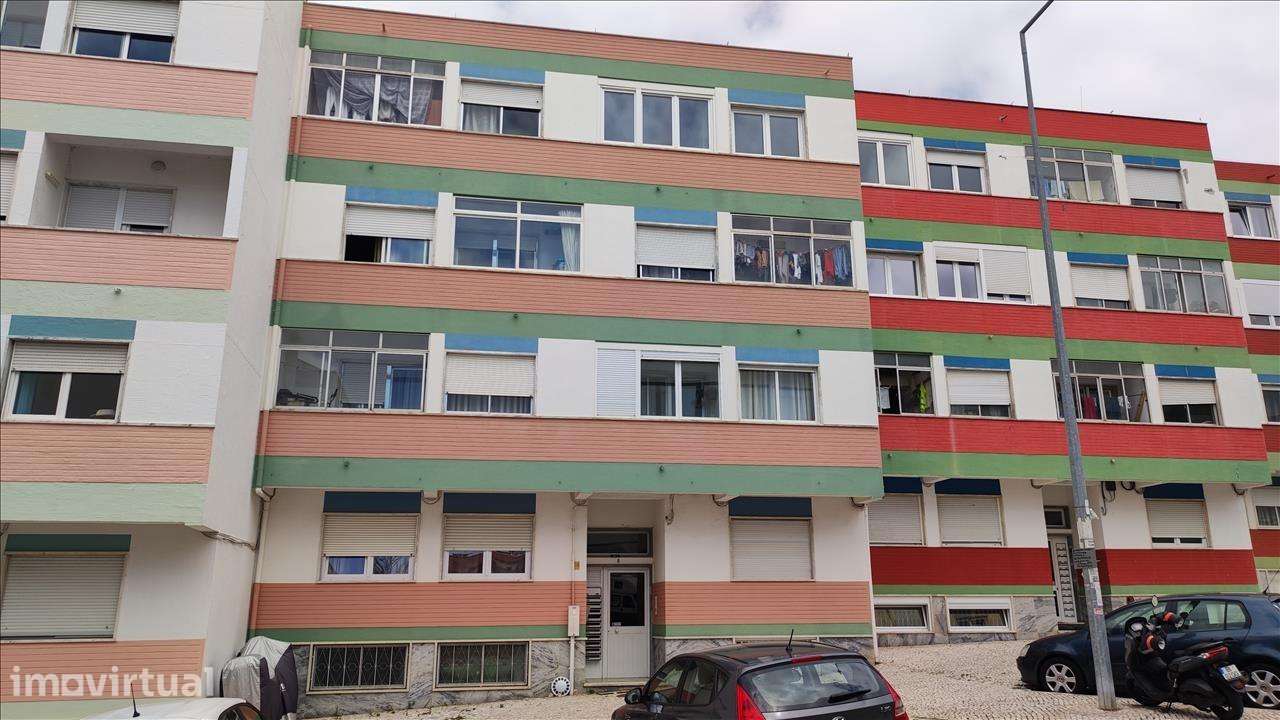 Apartamento T1 em Rio de Mouro - Grande imagem: 4/6