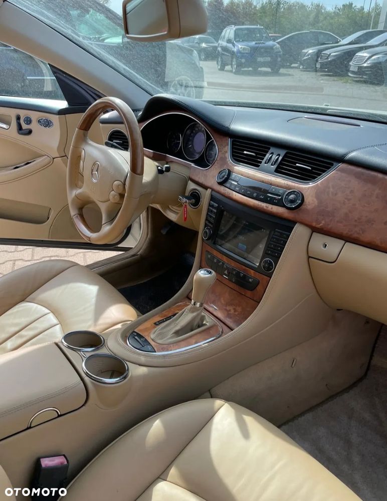 Mercedes-Benz CLS 500 7G-TRONIC - 25