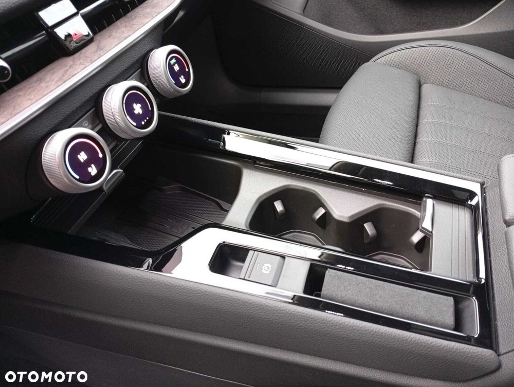 Skoda Superb 2.0 TSI 4x4 L&K DSG - 14