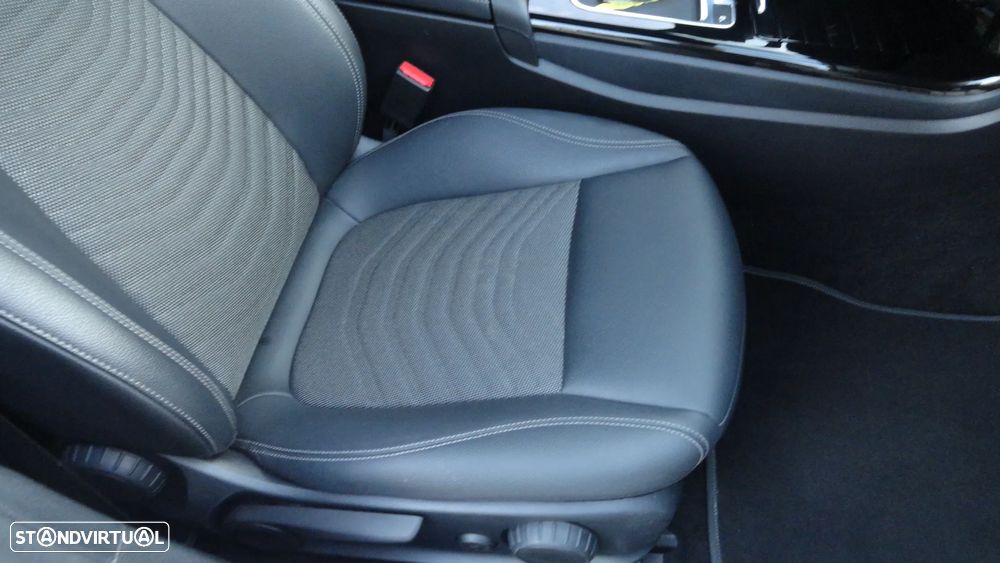 Mercedes-Benz A 250 - 24