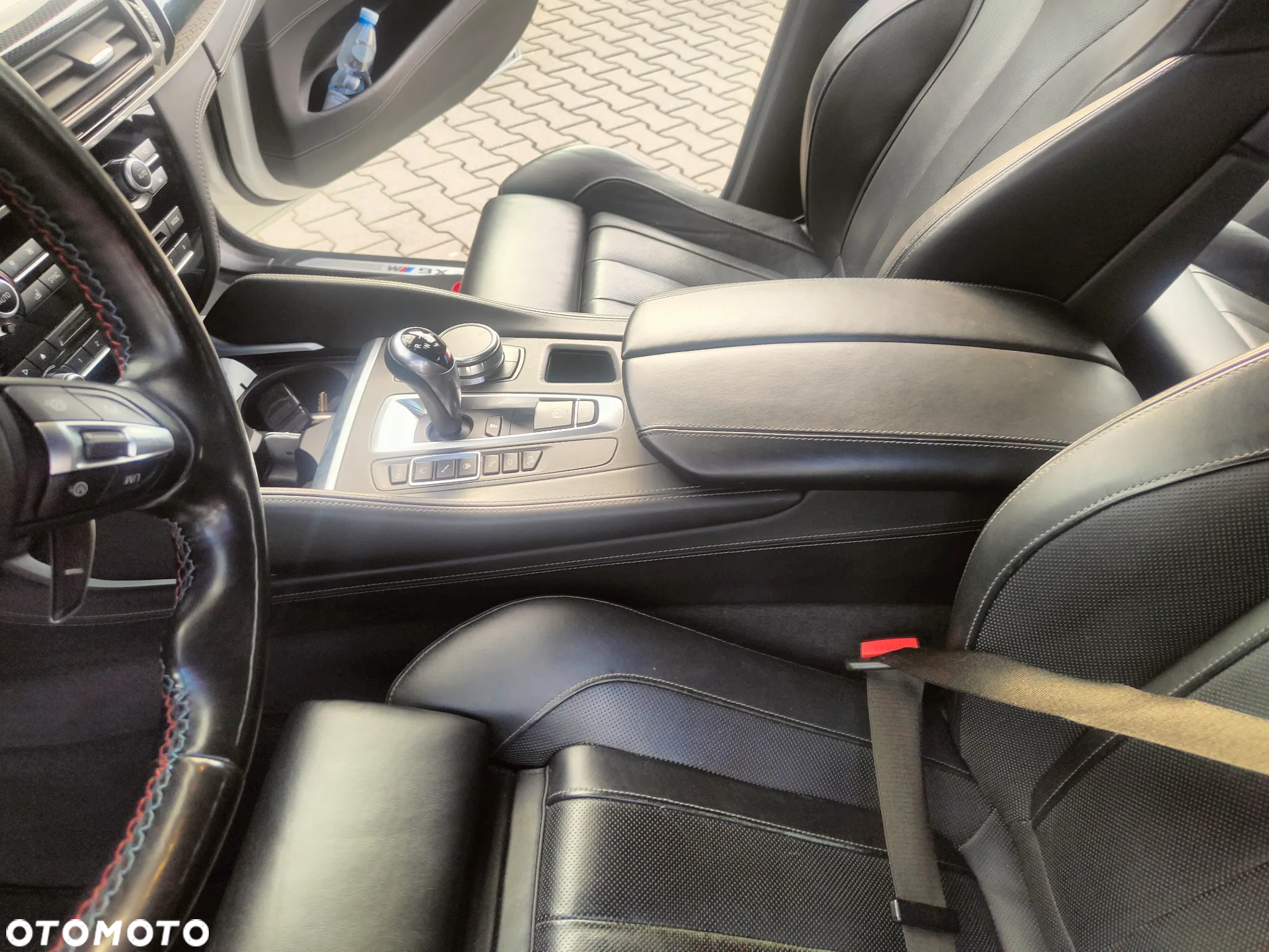BMW X6M - 12
