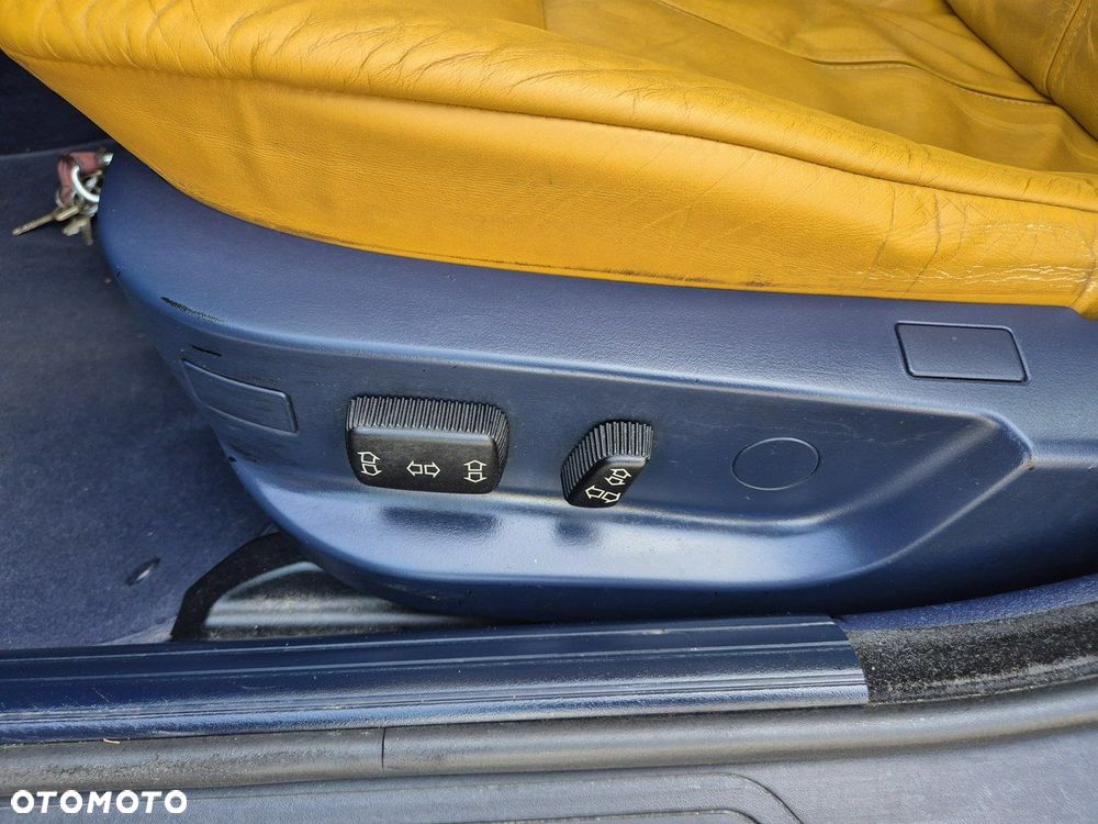 BMW Seria 5 523i - 17