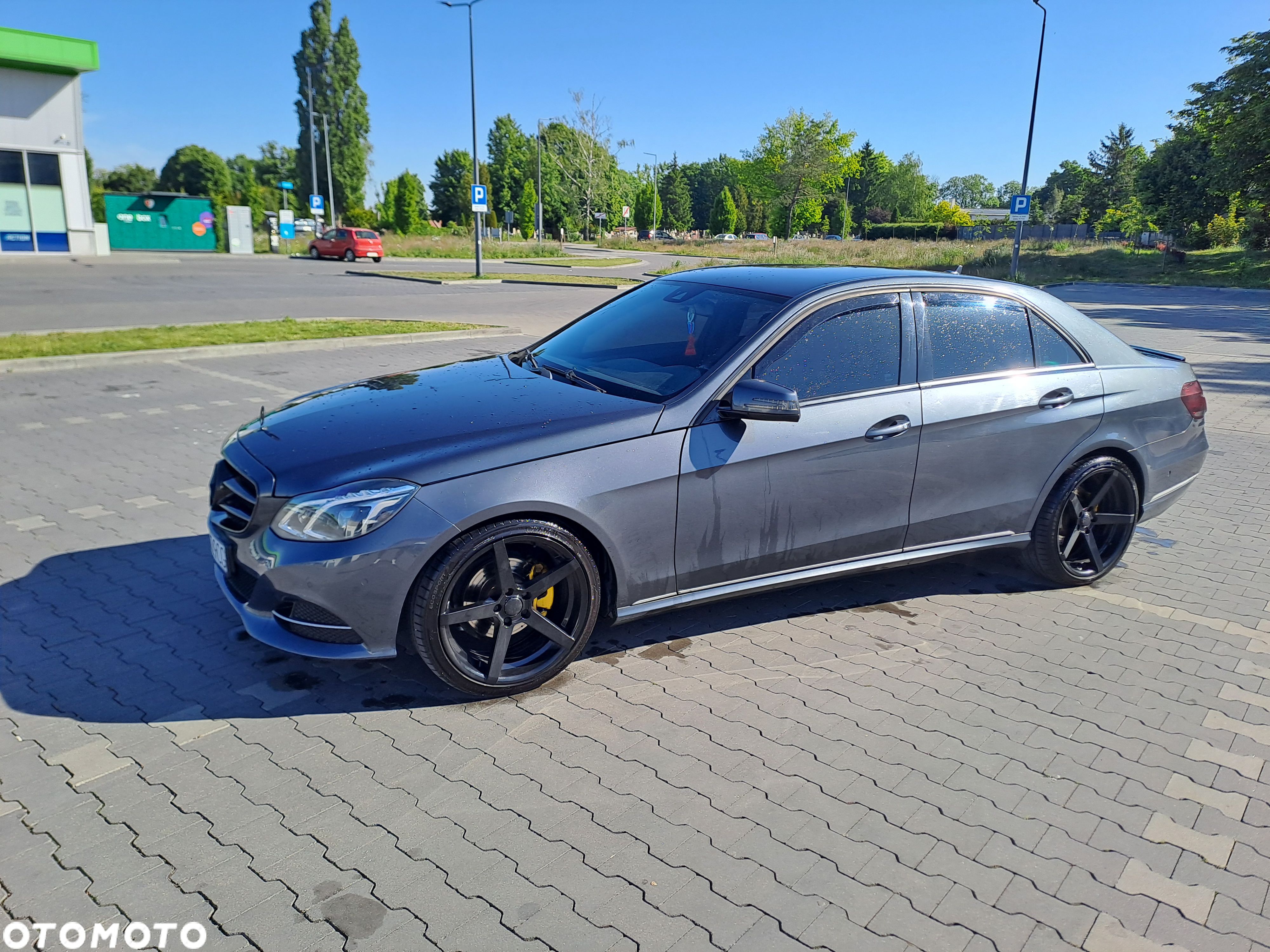 Mercedes-Benz Klasa E 220 T CDI DPF BlueEFFICIENCY 7G-TRONIC - 1