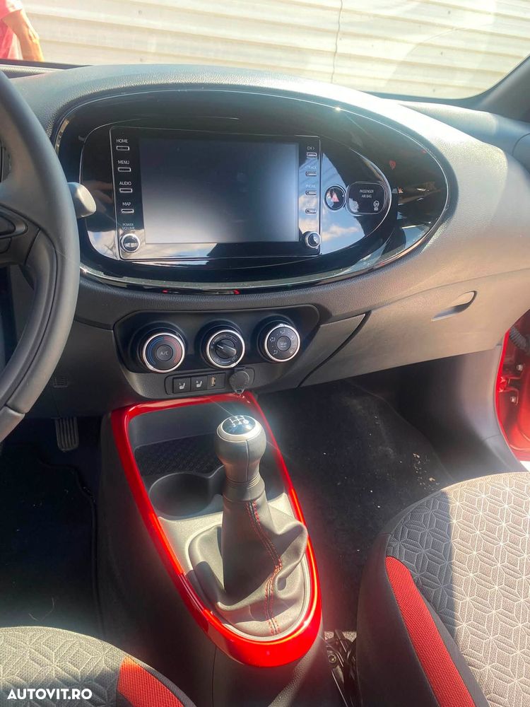 Toyota Aygo X 1.0l MT Active - 12
