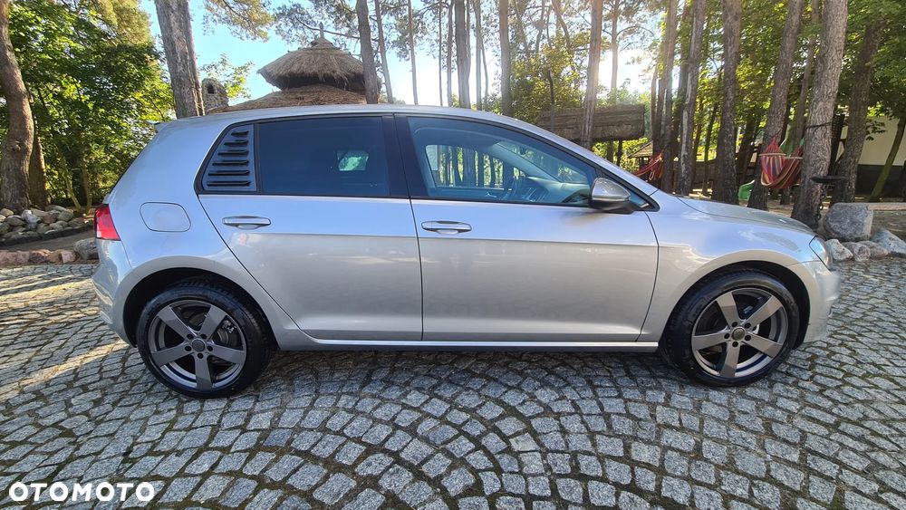 Volkswagen Golf 1.2 TSI BlueMotion Technology Comfortline - 4