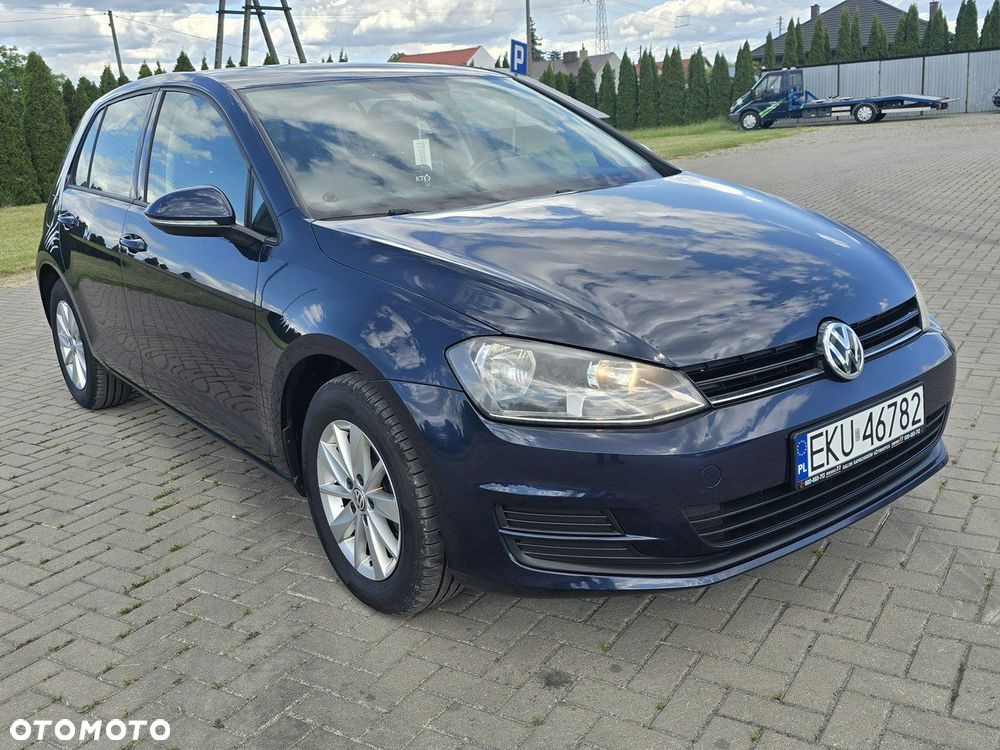 Volkswagen Golf - 2