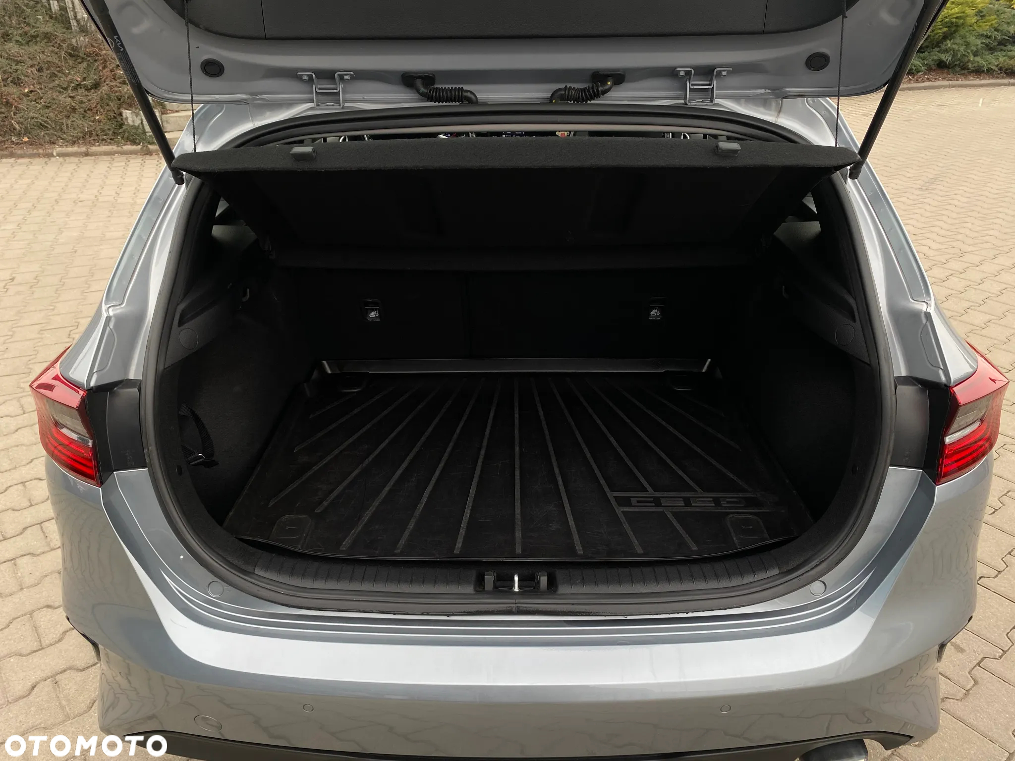 Kia Ceed 1.5 T-GDI M - 14