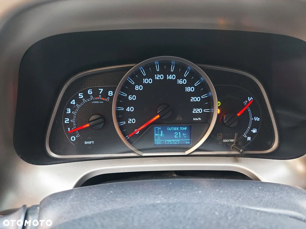 Toyota RAV4 2.0 Prestige - 6