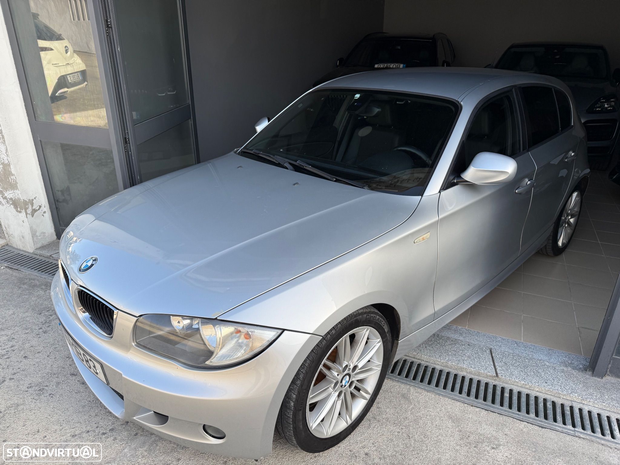 BMW 116 d Pack M - 1