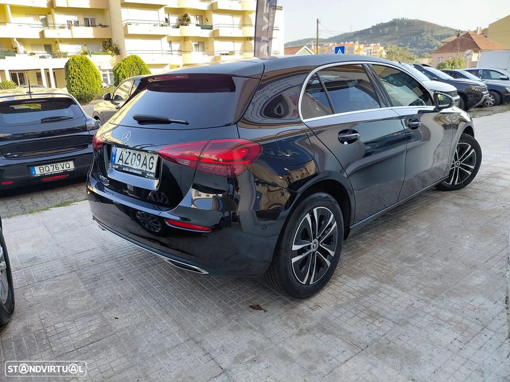 Mercedes-Benz A 250 e Style Plus - 22