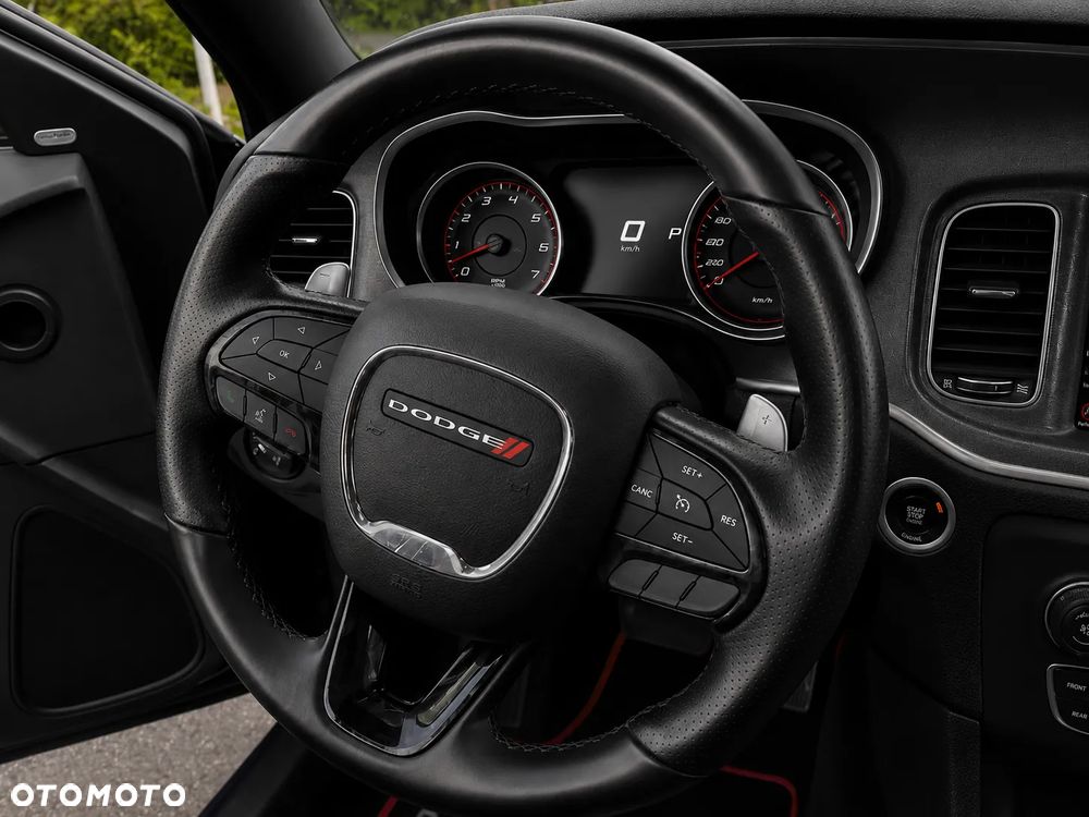 Dodge Charger - 8