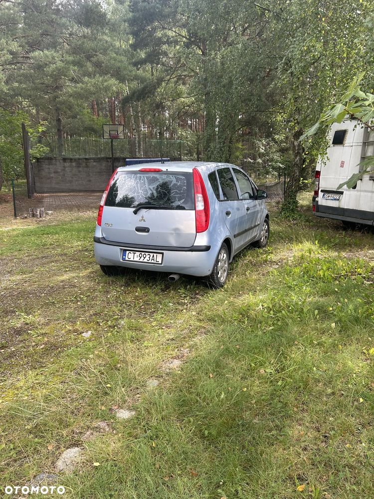 Mitsubishi Colt - 5