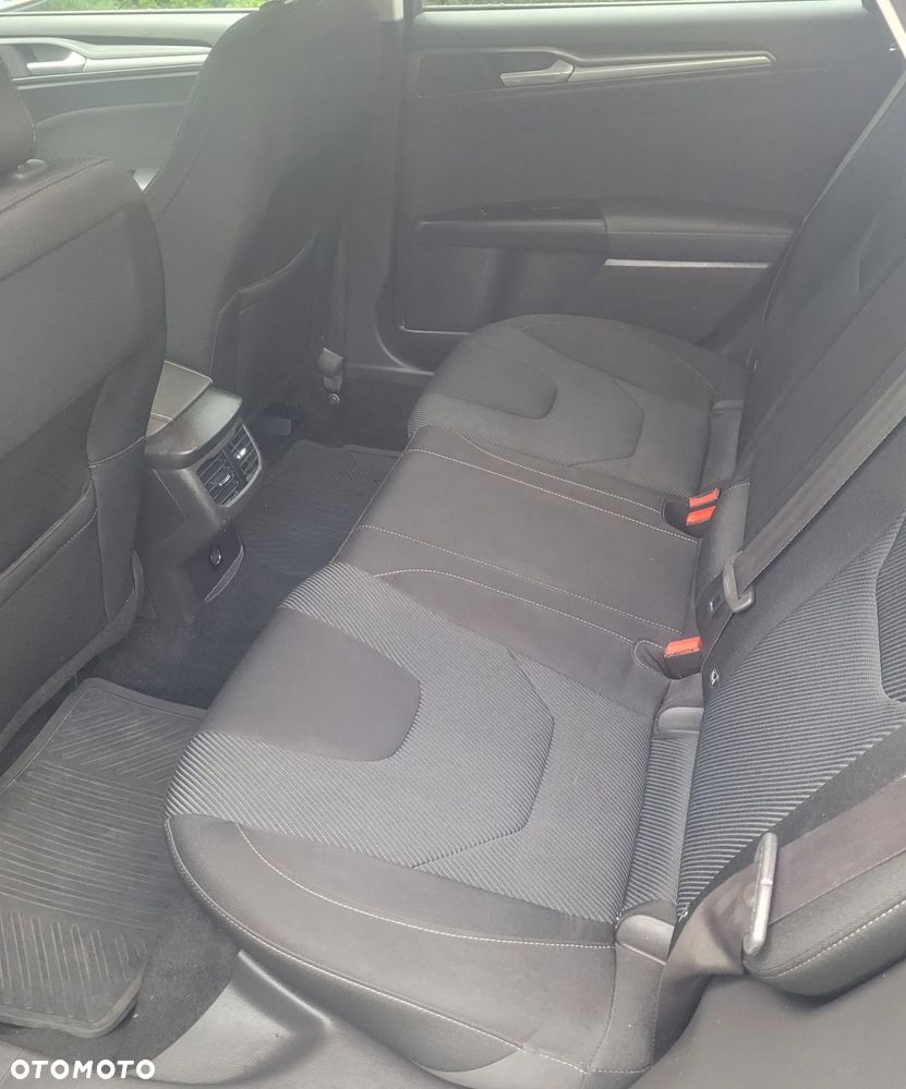 Ford Mondeo 2.0 TDCi Trend PowerShift - 10