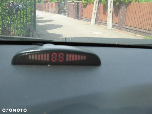 Toyota Corolla 1.4 D-4D Active EU6 - 17