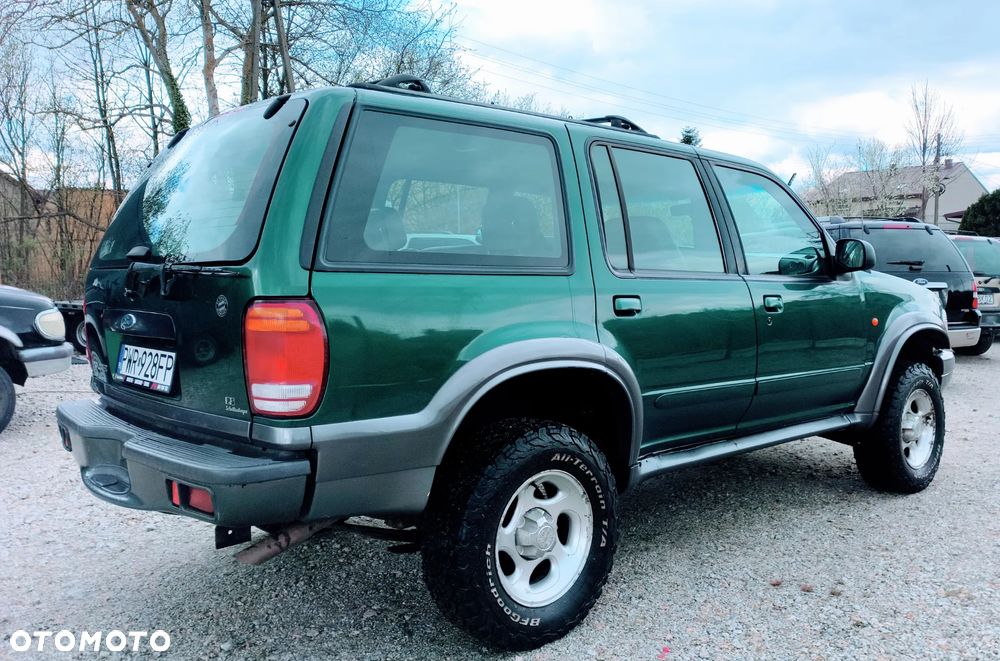Ford Explorer 4.0 - 4