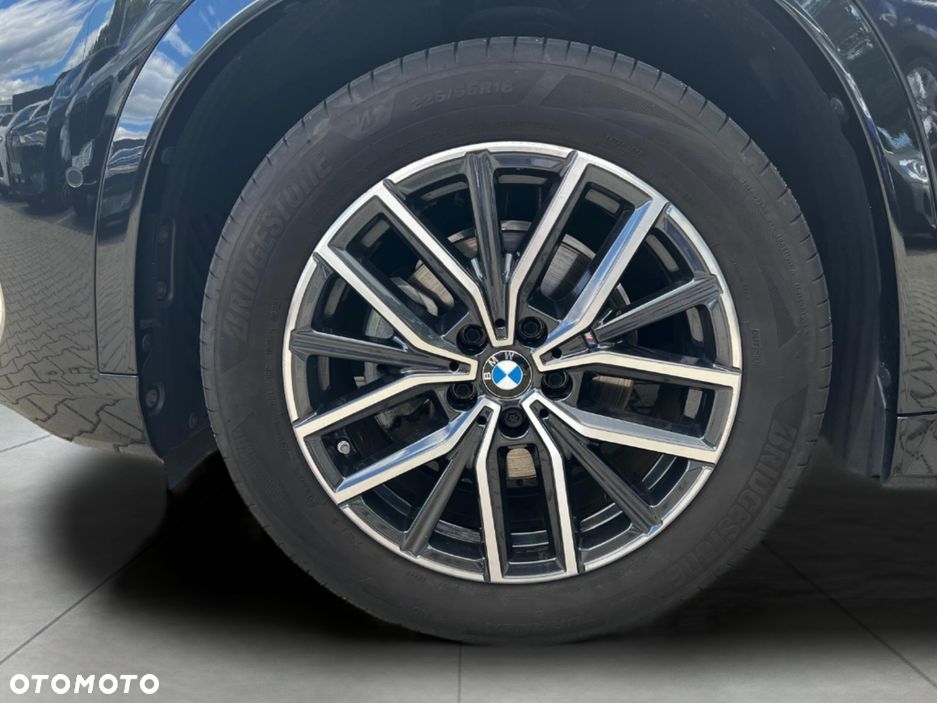 BMW X1 sDrive18i xLine sport - 25