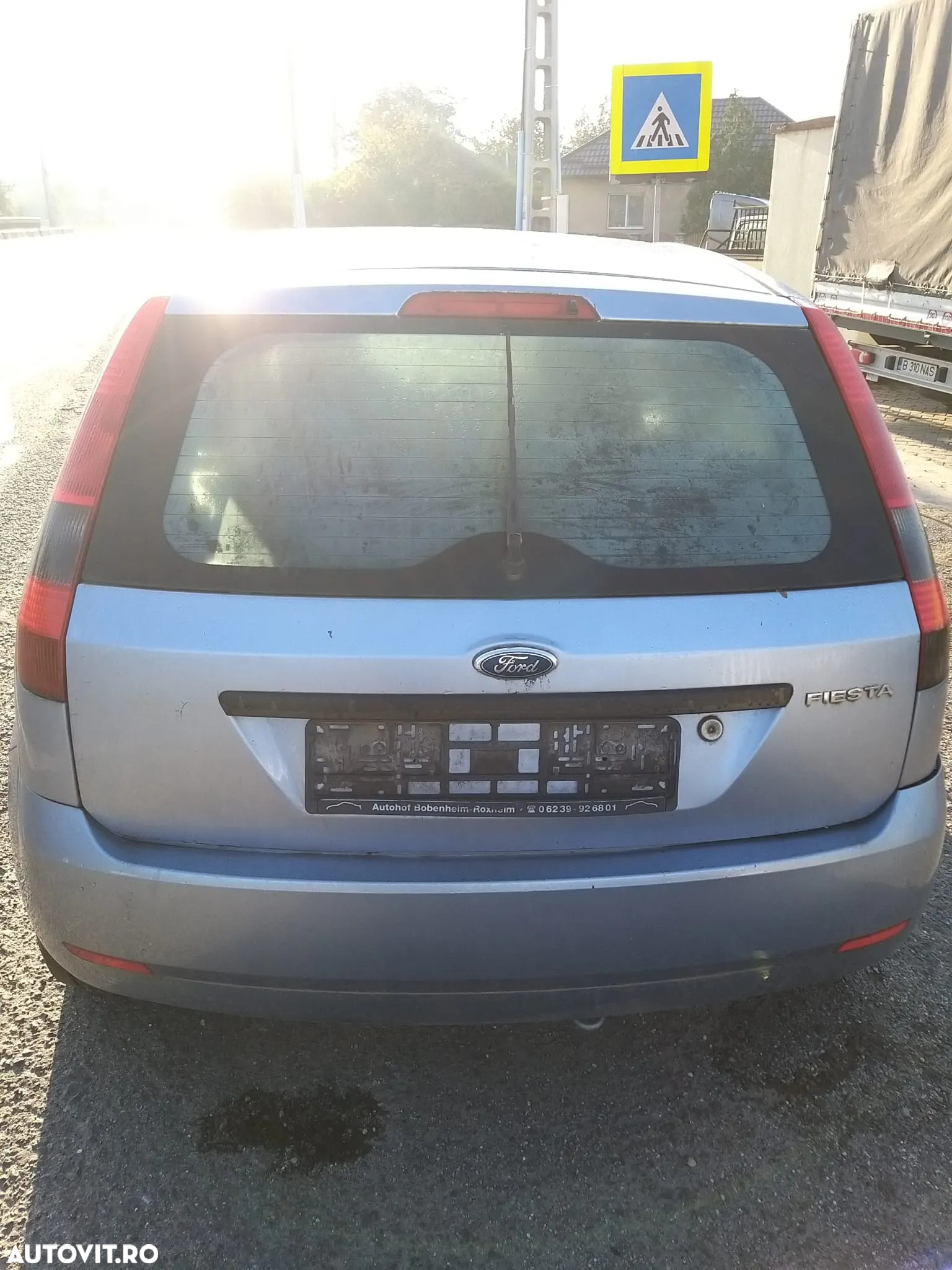 Dezmembram Ford Fiesta, 1.3 Benzina, cod motor A9JA, 51KW, an 2005 - 4