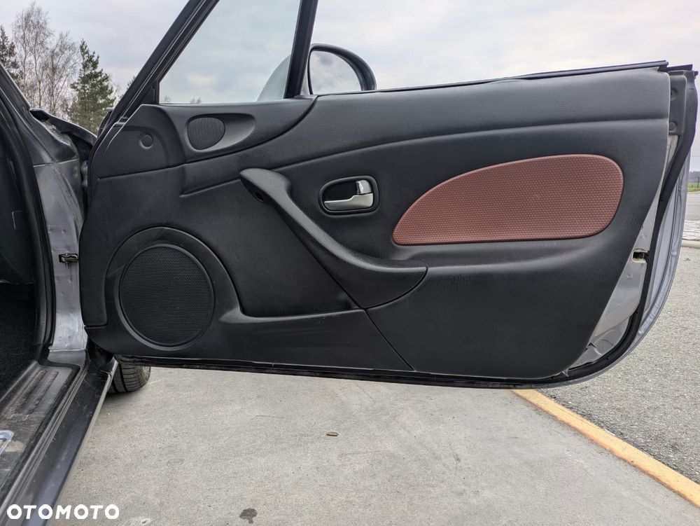 Mazda MX-5 1.6 16V - 24