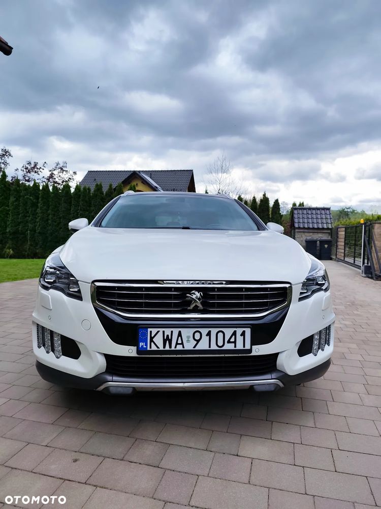 Peugeot 508 RXH Hybrid4 - 2