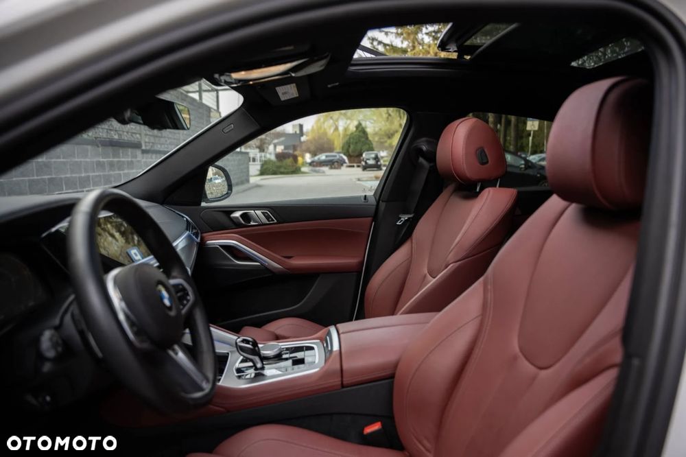 BMW X6 xDrive40i - 13