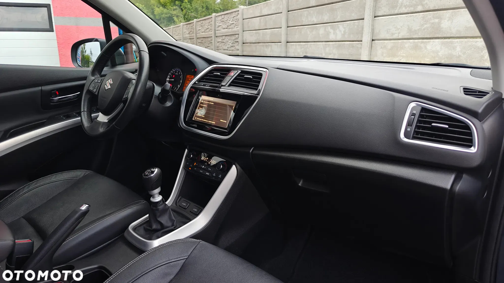 Suzuki SX4 S-Cross 1.4 SHVS Premium - 32