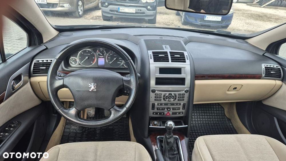 Peugeot 407 - 7